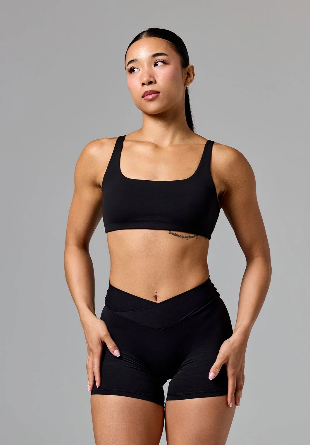 FormLux™ Frame Sports Bra Black