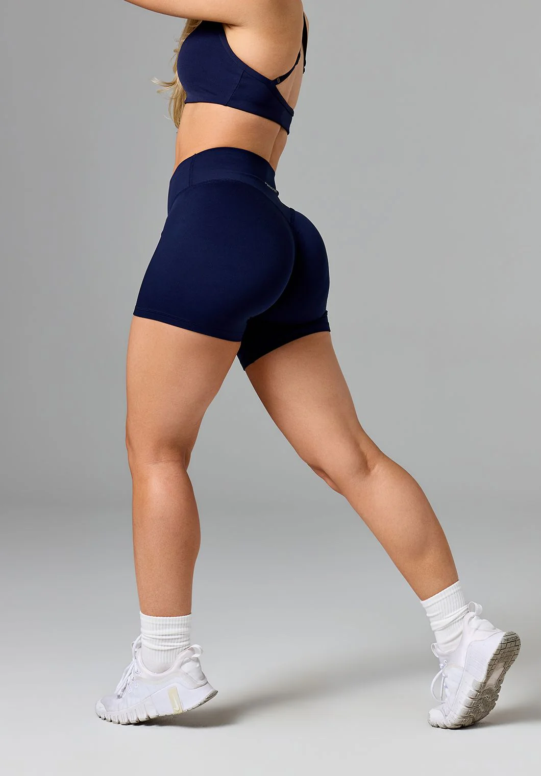 Reluna™ Original Mid-Rise Sculptseam® Plus Short 5" Ink