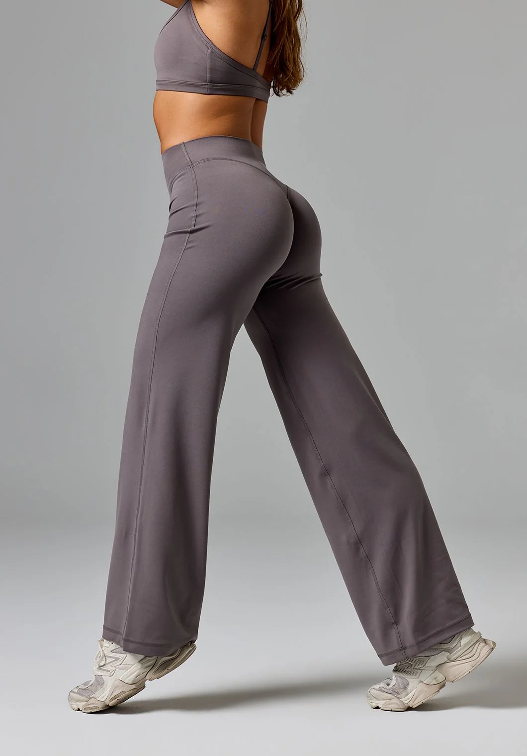 Reluna™ Original Sculptseam® Low-Rise Straight Leg Pant Regular Cement