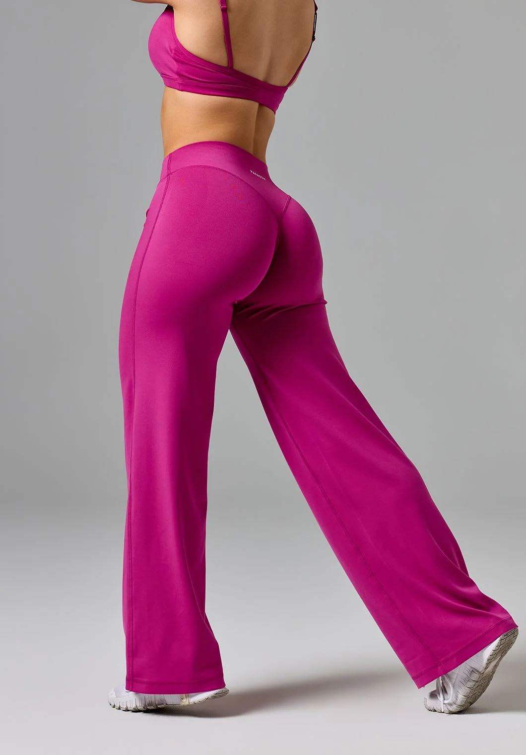 Reluna™ Original Sculptseam® Low-Rise Straight Leg Pant Short Berry