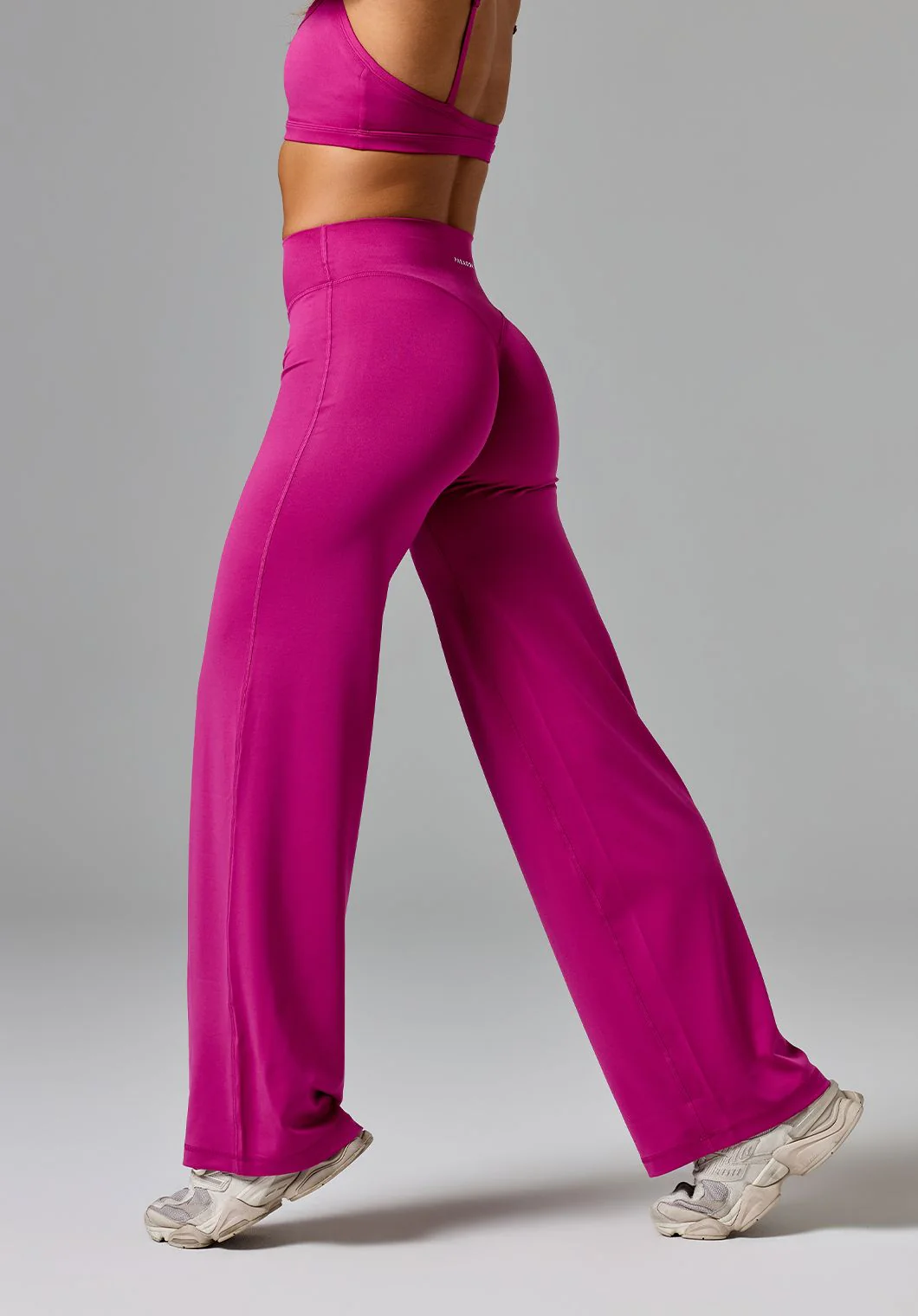 Reluna™ Original Sculptseam® Mid-Rise Straight Leg Pant Regular Berry