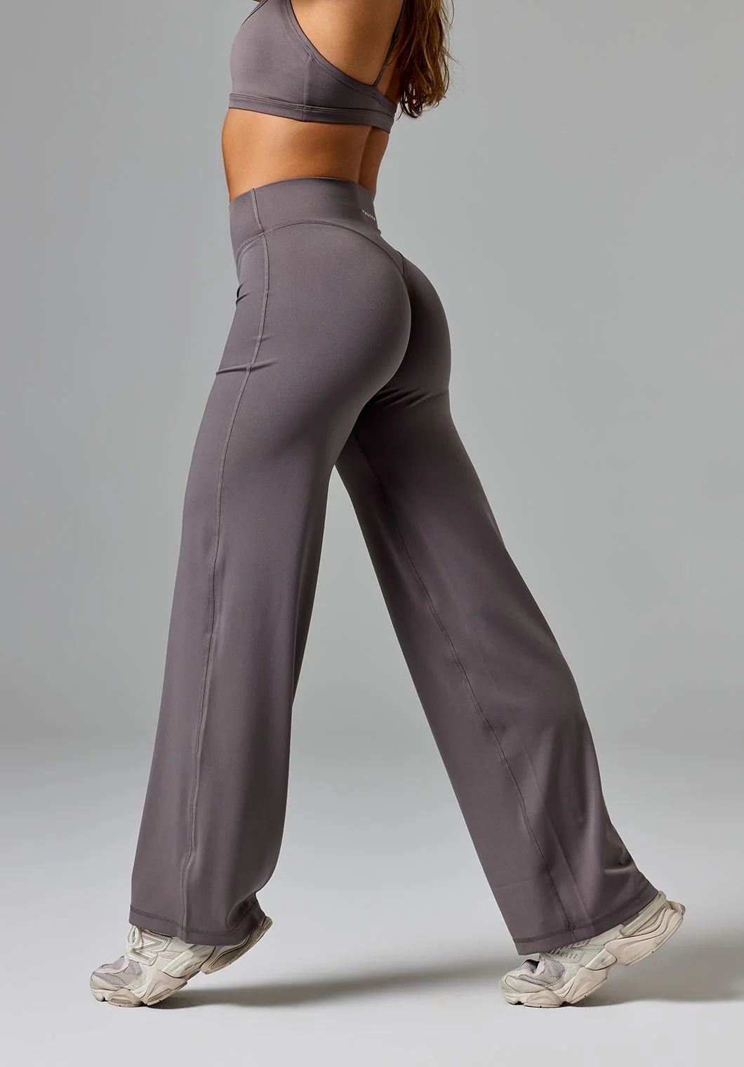 Reluna™ Original Sculptseam® Mid-Rise Straight Leg Pant Regular Cement