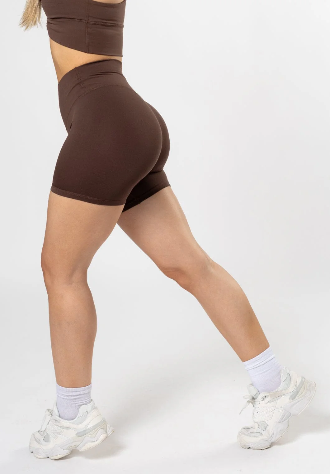 Reluna Original High-Rise Sculptseam® Short 5" Walnut